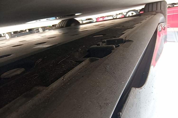 Used Porsche Taycan 2022-Year Updated Taycan Right Side Sill