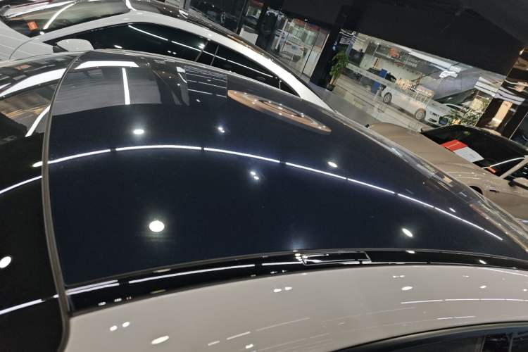 Used Porsche Taycan 2022 Taycan Roof