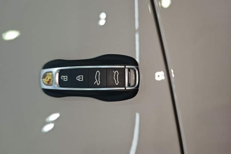 Used Porsche Taycan 2022 Taycan Vehicle Key
