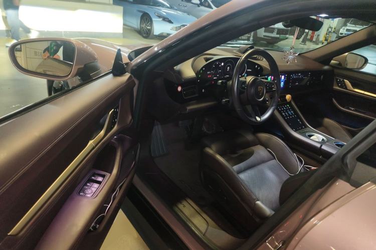Used Porsche Taycan 2022 Taycan Driver Seat