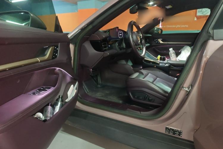 Used Porsche Taycan 2022-Year Updated Taycan Driver Seat