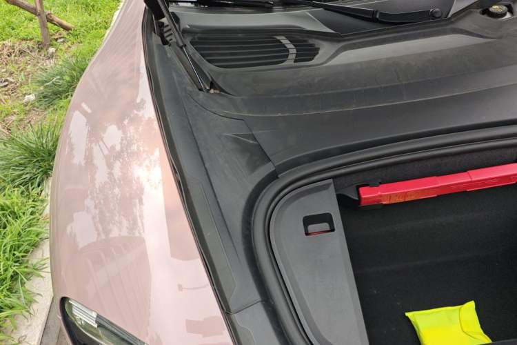 Used Porsche Taycan 2022-Year Updated Taycan Engine Bay Right