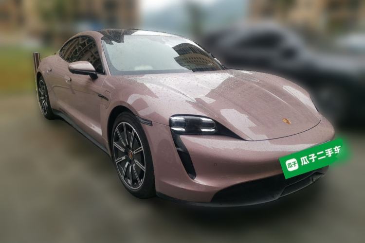 Used Porsche Taycan 2022 Taycan Front Right 45 Deg