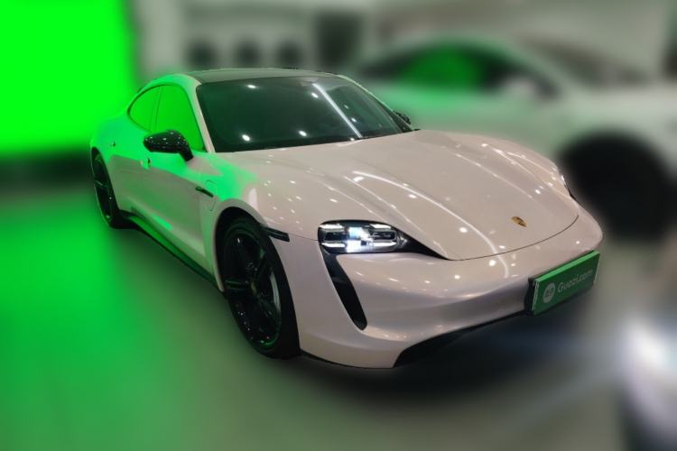 Used Porsche Taycan 2022 Taycan Front Right 45 Deg