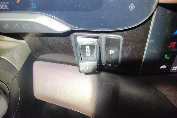 Used Porsche Taycan 2022-Year Updated Taycan Gear Lever