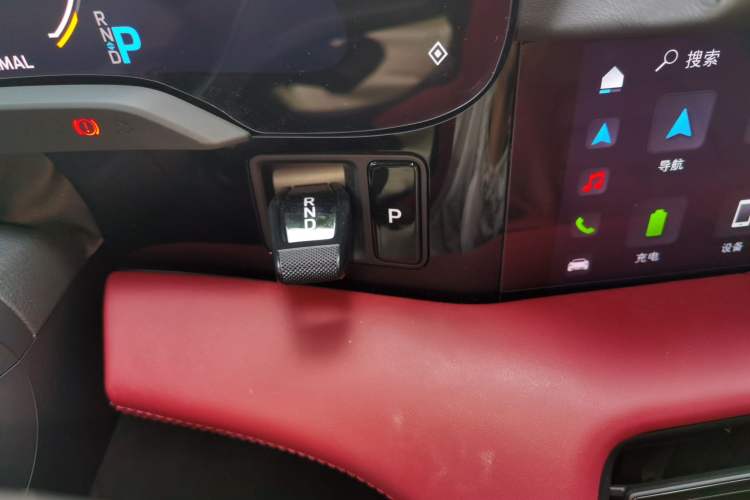 Used Porsche Taycan 2022-Year Updated Taycan Gear Lever