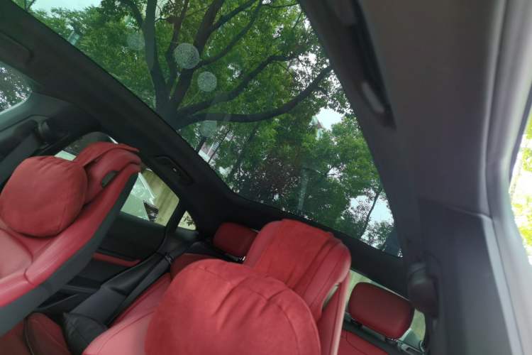 Used Porsche Taycan 2022-Year Updated Taycan Headliner