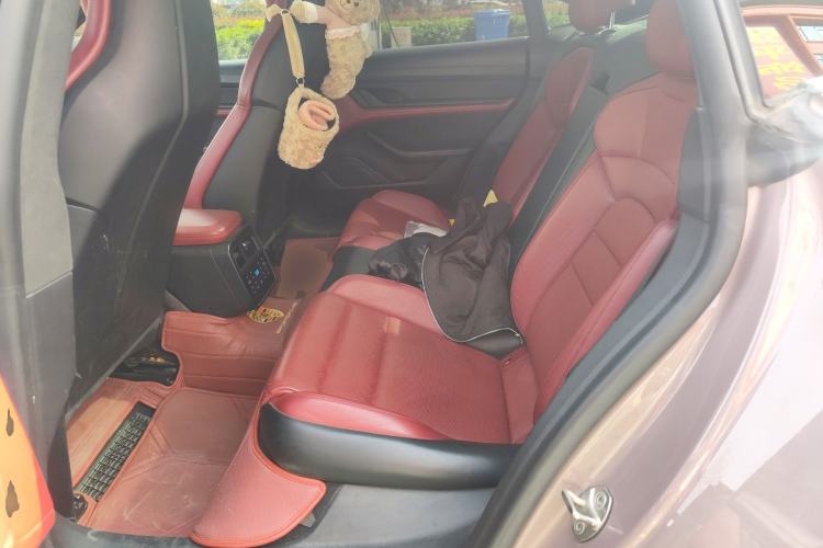 Used Porsche Taycan 2022 Taycan Left Rear Seat