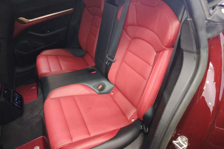 Used Porsche Taycan 2022 Taycan Left Rear Seat