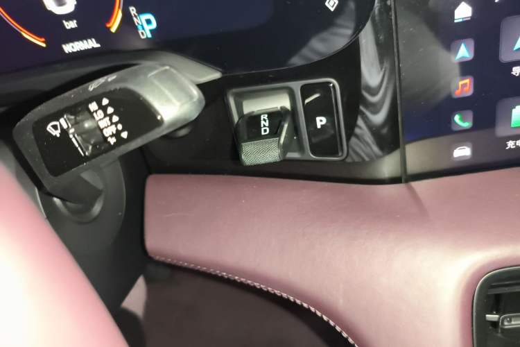 Used Porsche Taycan 2022 Taycan Gear Lever