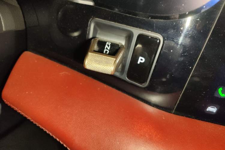 Used Porsche Taycan 2022 Taycan Gear Lever