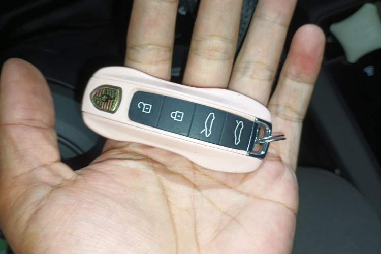 Used Porsche Taycan 2022 Taycan Vehicle Key