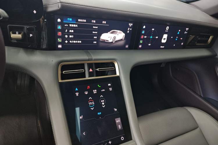 Used Porsche Taycan 2022-Year Updated Taycan Audio And AC Panel