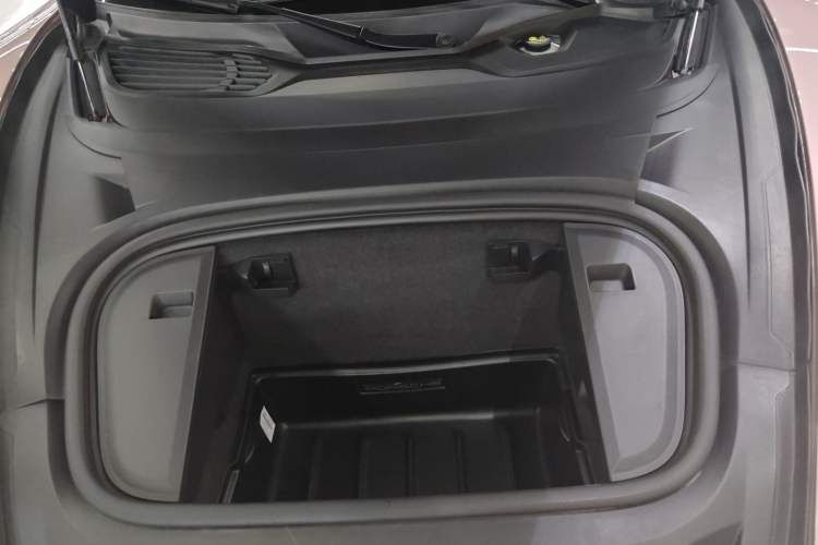Used Porsche Taycan 2022-Year Updated Taycan Engine Bay