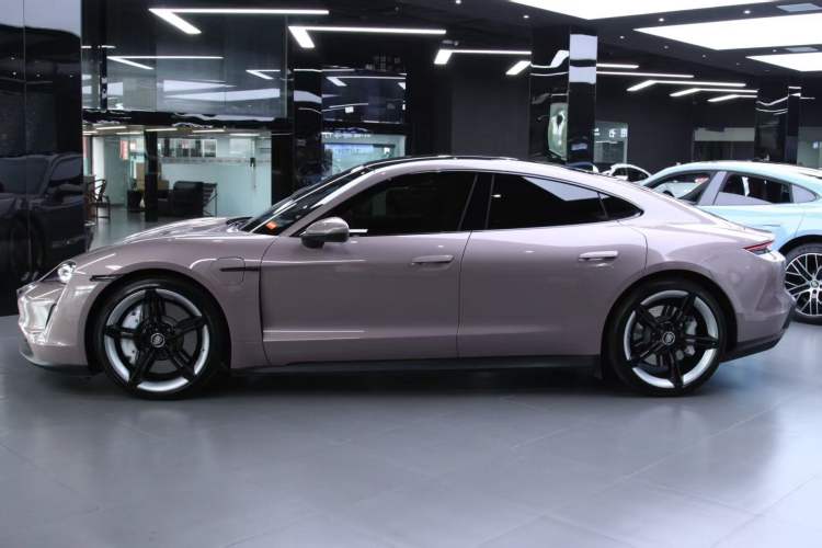 Used Porsche Taycan 2022-Year Updated Taycan Exterior 1