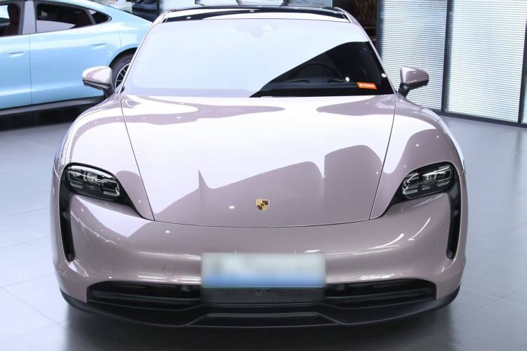 Used Porsche Taycan 2022-Year Updated Taycan Exterior 3