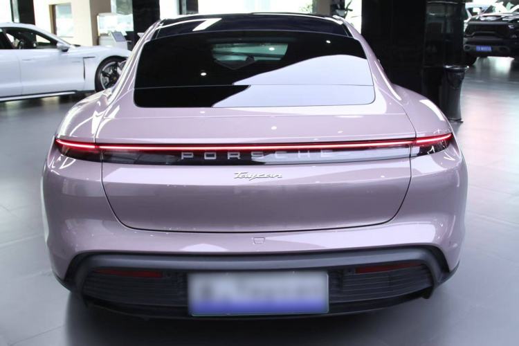 Used Porsche Taycan 2022-Year Updated Taycan Exterior 4