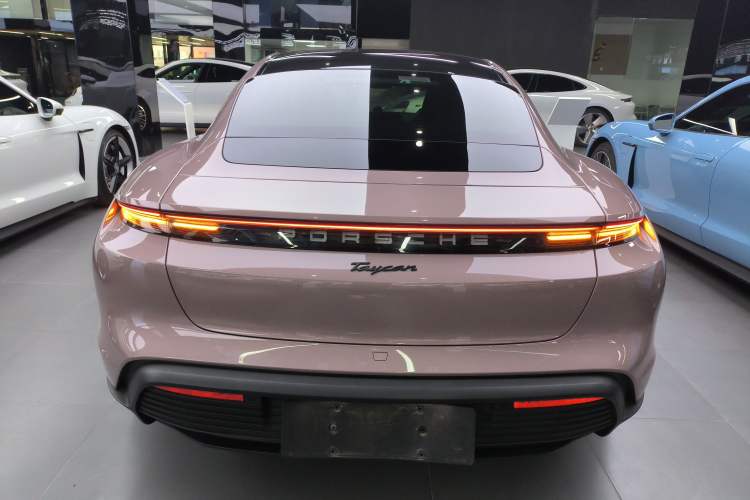 Used Porsche Taycan 2022-Year Updated Taycan Exterior 4