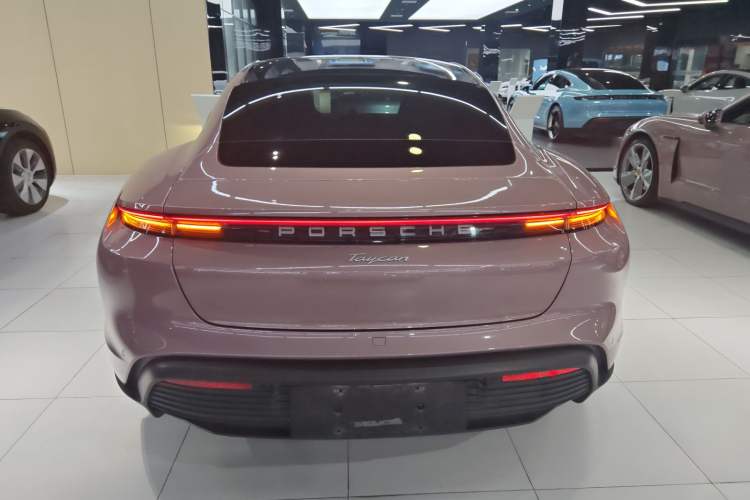 Used Porsche Taycan 2022-Year Updated Taycan Exterior 4