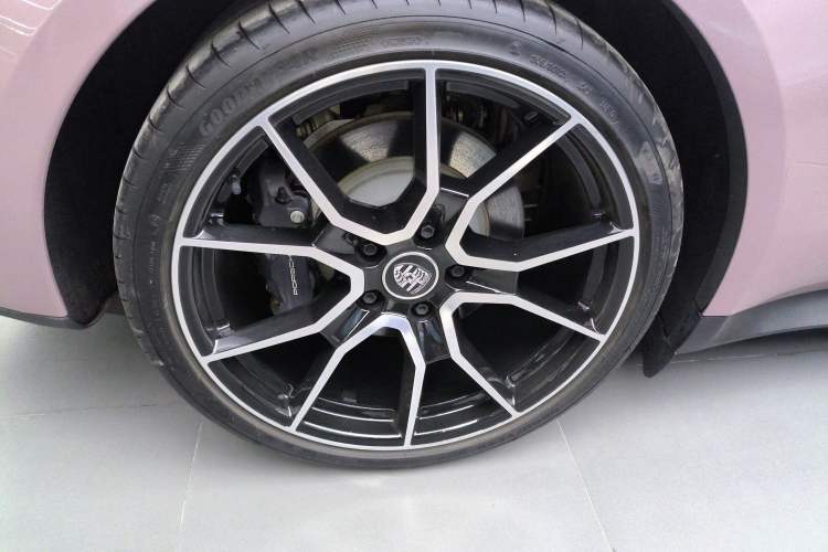 Used Porsche Taycan 2022-Year Updated Taycan Exterior 8