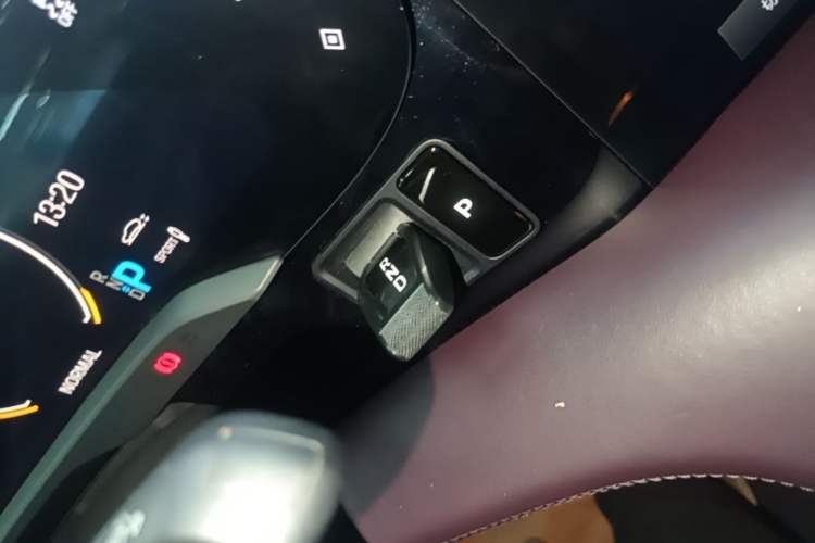 Used Porsche Taycan 2022 Taycan Gear Lever