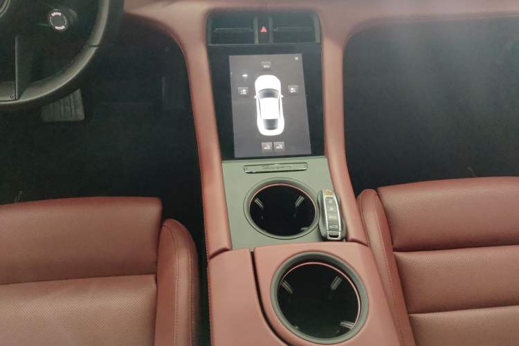 Used Porsche Taycan 2022-Year Updated Taycan Gear Lever