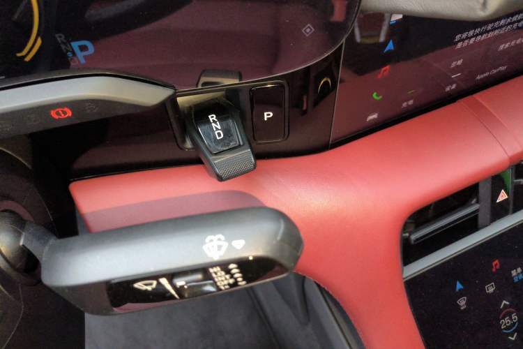 Used Porsche Taycan 2022-Year Updated Taycan Gear Lever