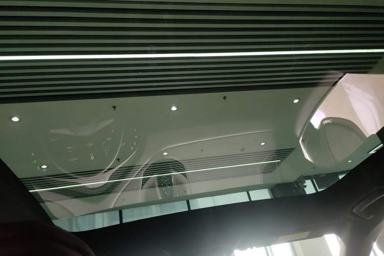 Used Porsche Taycan 2022-Year Updated Taycan Headliner