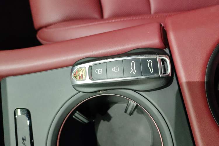 Used Porsche Taycan 2022-Year Updated Taycan Interior 1