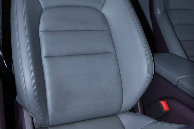 Used Porsche Taycan 2022-Year Updated Taycan Interior 9