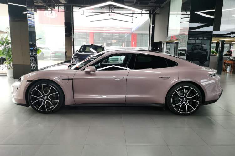 Used Porsche Taycan 2022 Taycan Left Side