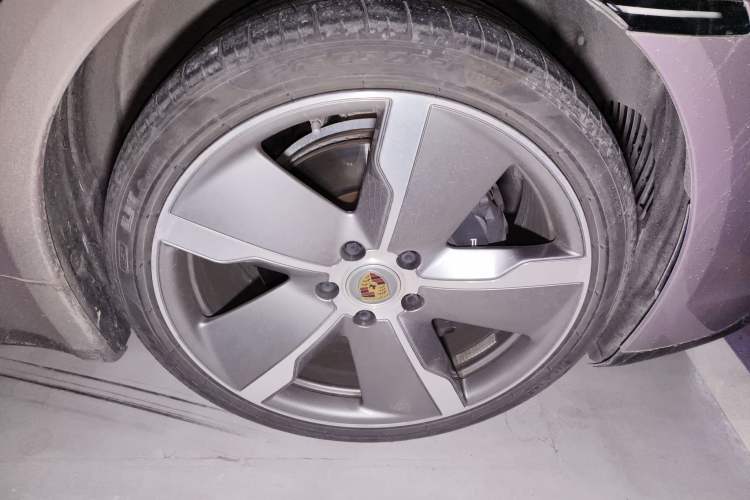 Used Porsche Taycan 2022 Taycan Right Front Wheel Hub