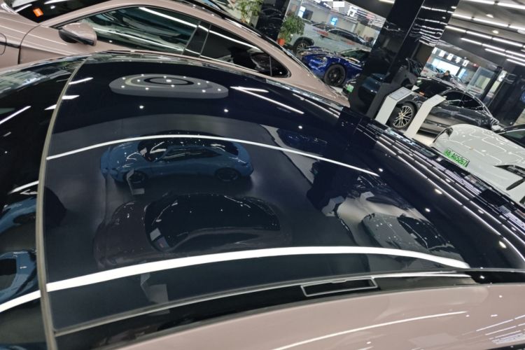 Used Porsche Taycan 2022-Year Updated Taycan Roof