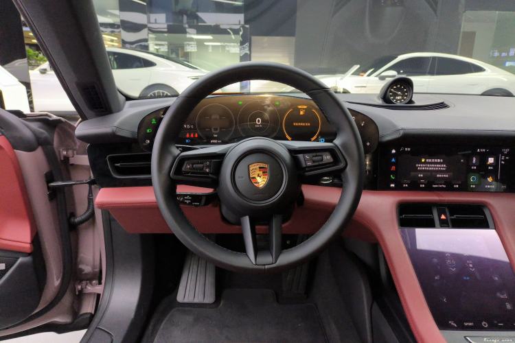 Used Porsche Taycan 2022-Year Updated Taycan Steering Wheel