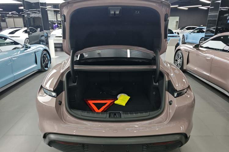Used Porsche Taycan 2022-Year Updated Taycan Trunk