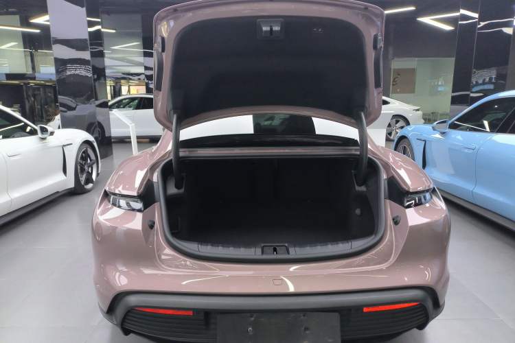 Used Porsche Taycan 2022-Year Updated Taycan Trunk