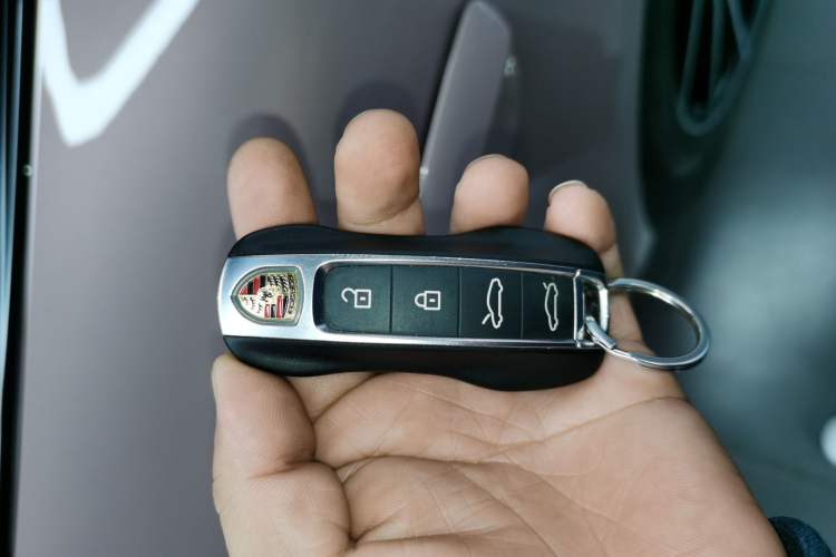 Used Porsche Taycan 2022 Taycan Vehicle Key