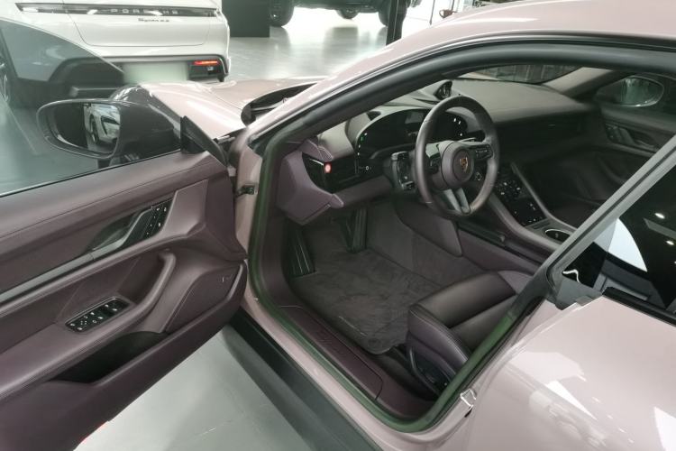 Used Porsche Taycan 2022 Taycan Driver Seat