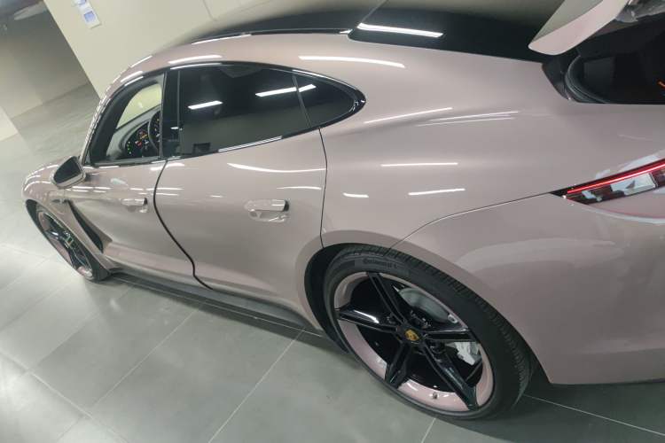Used Porsche Taycan 2022 Taycan Exterior 3
