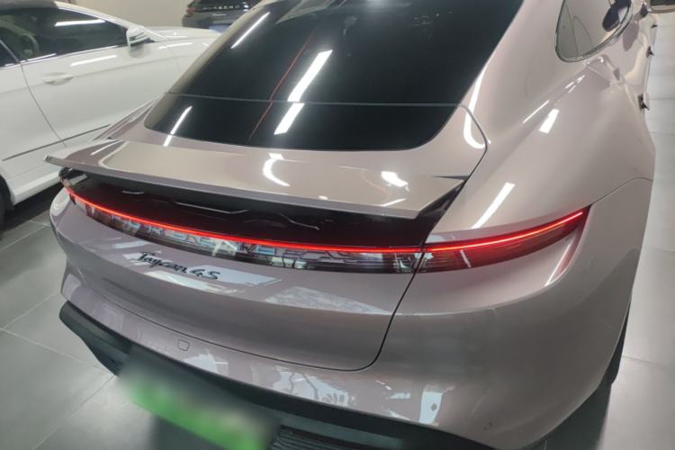Used Porsche Taycan 2022 Taycan Exterior 4