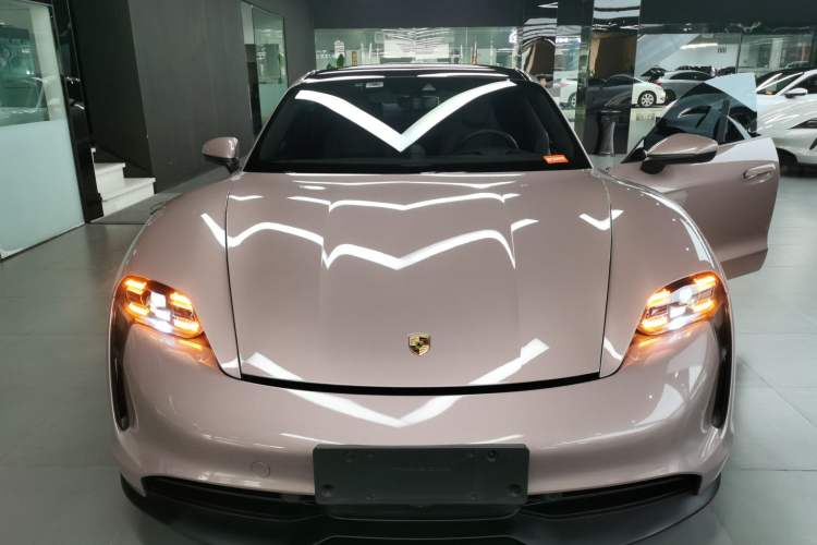 Used Porsche Taycan 2022 Taycan Front