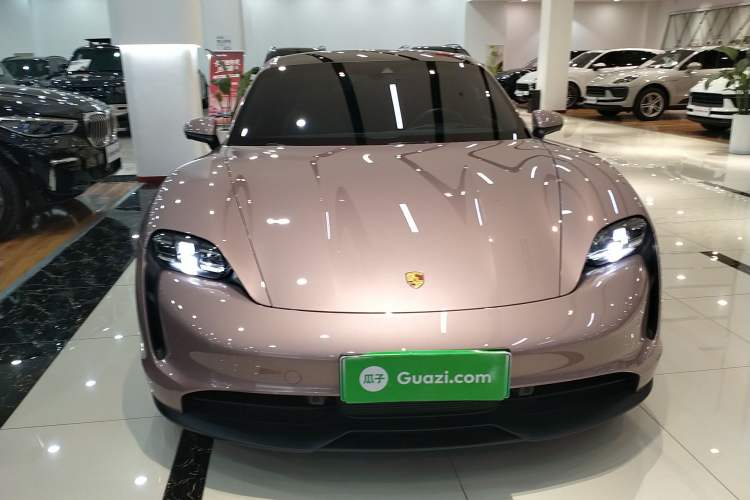Used Porsche Taycan 2022-Year Updated Taycan Front