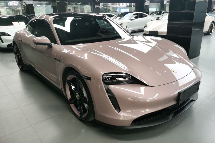 Used Porsche Taycan 2022 Taycan Front Right 45 Deg