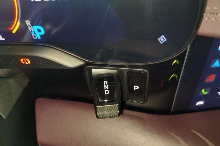 Used Porsche Taycan 2022 Taycan Gear Lever