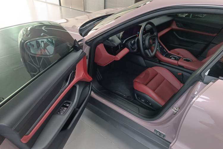 Used Porsche Taycan 2022 Taycan Interior 3