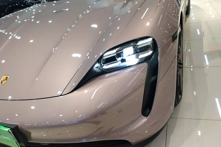 Used Porsche Taycan 2022-Year Updated Taycan Left Front Headlight