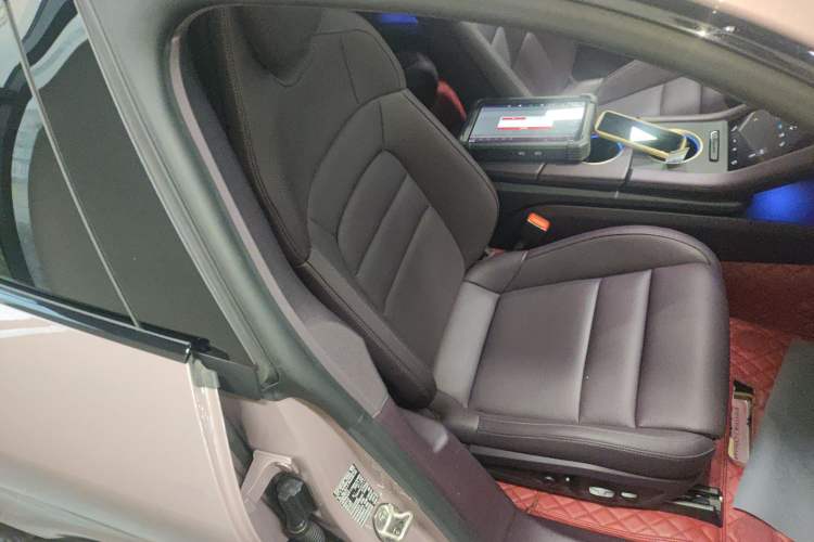 Used Porsche Taycan 2022 Taycan Right Front Seat