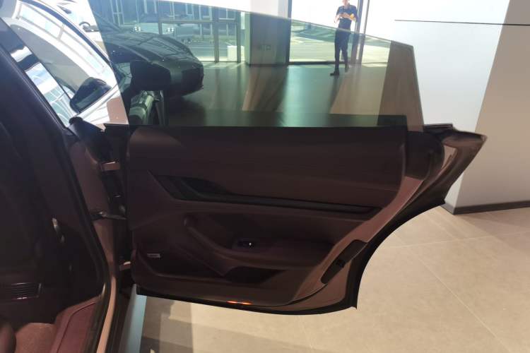 Used Porsche Taycan 2022 Taycan Right Rear Door Interior
