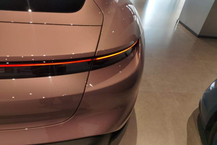 Used Porsche Taycan 2022 Taycan Right Rear Taillight