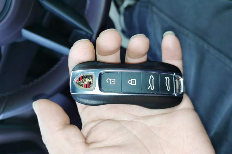 Used Porsche Taycan 2022 Taycan Vehicle Key